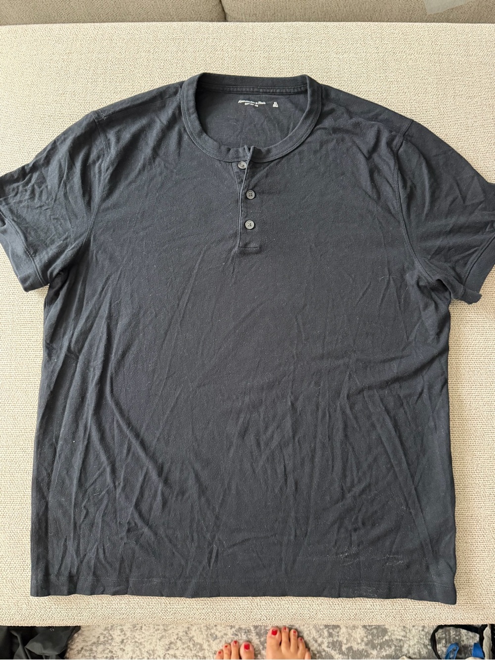Men's Black Short-Sleeve Shirt